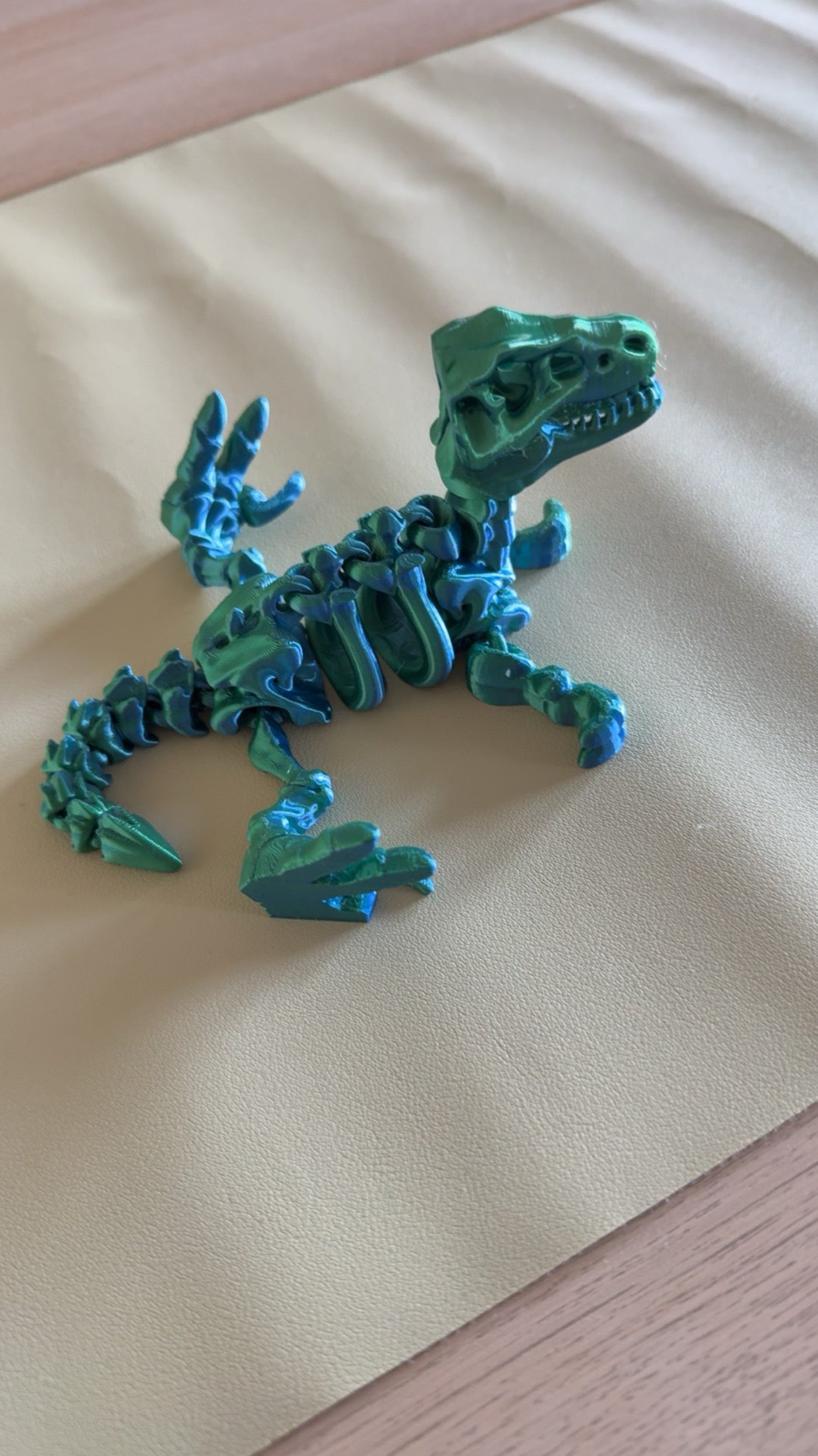 Deano the Velociraptor Flexi Dinosaur